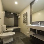 Hotel Apolo - baño habitación